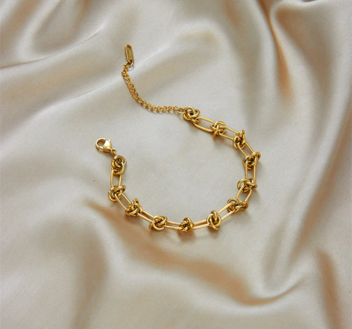 Knot Chain Bracelet
